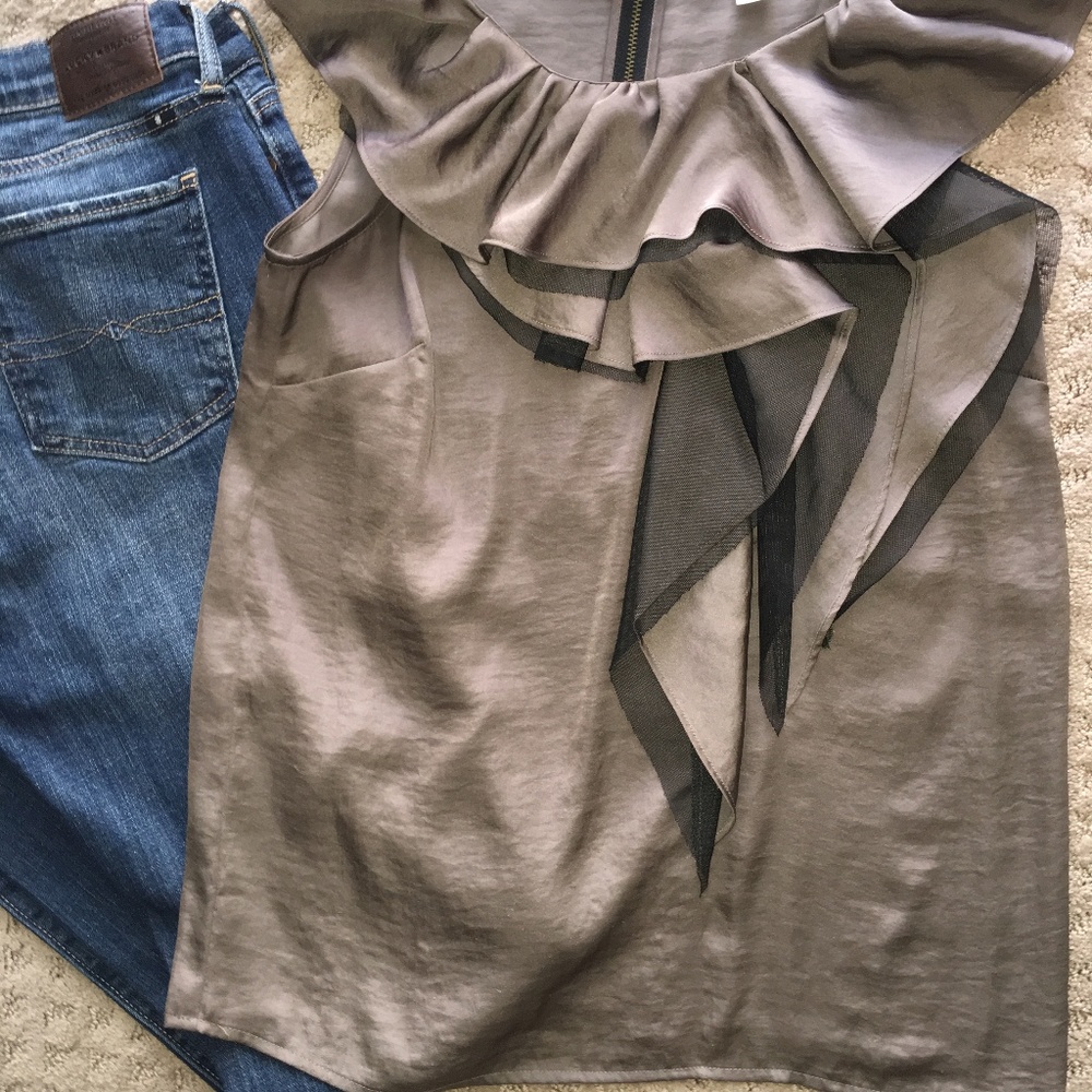 Ann Taylor LOFT ruffled Top - brown/black - XS